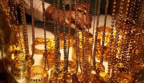 迪拜富得流油,迪拜富得流油的地方