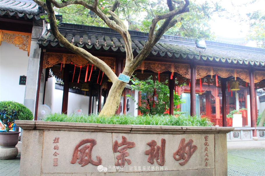 姑苏城外寒山寺楷书书法作品,姑苏城外寒山寺是哪