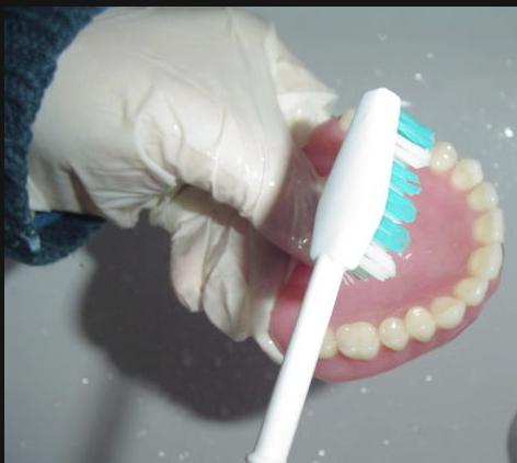 先天性缺牙原因及治疗,缺牙怎么办需要根管治疗吗