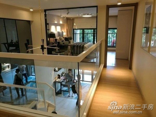 深圳龙华售五房二厅三卫大平房,深圳龙华最新二手房三百万元左右