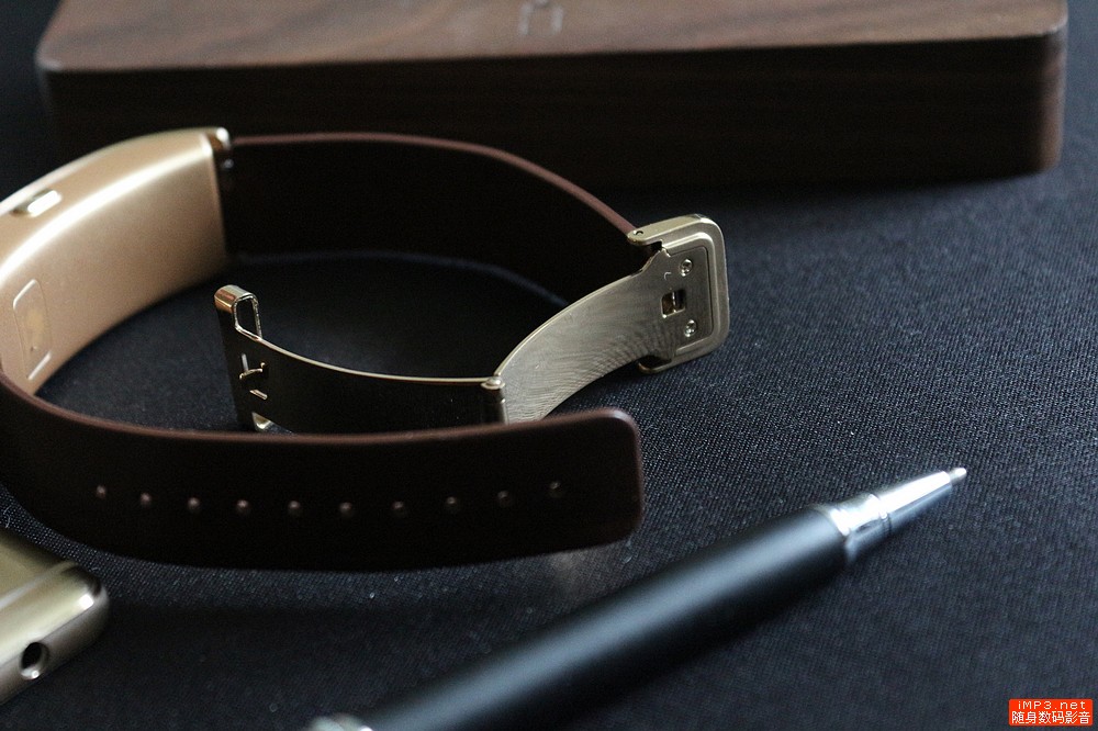 华为手环b3时尚版,华为手环b3与华为手机连接