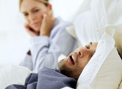 打呼噜会引起高血压，分享一套自我治疗打鼾的方法