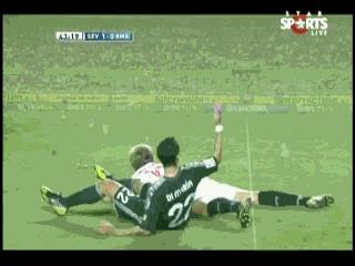 球场上碰瓷,足球经典碰瓷镜头合集