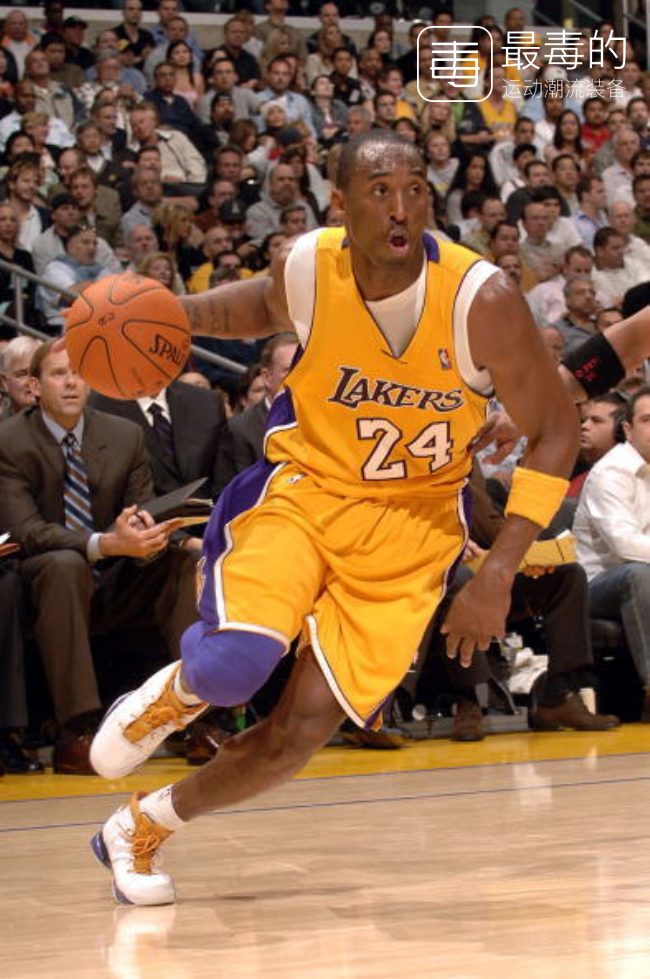 回顾科比上脚战靴,传奇落幕科比
