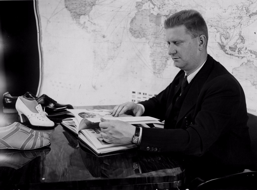 十大小白鞋轻奢品牌,好看又不烂的小白鞋牌子