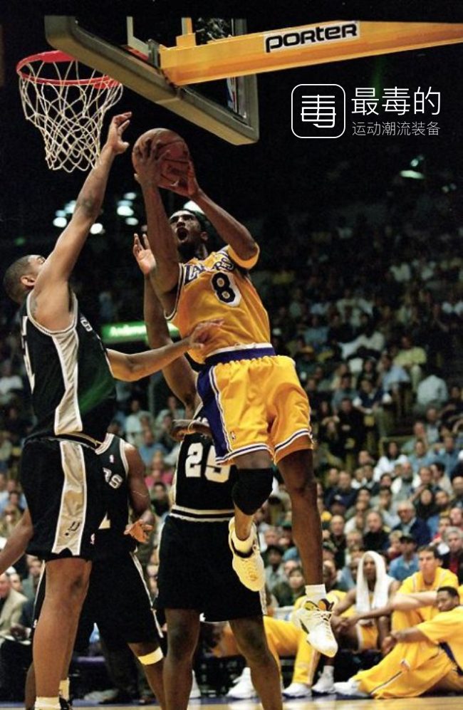回顾科比上脚战靴,传奇落幕科比