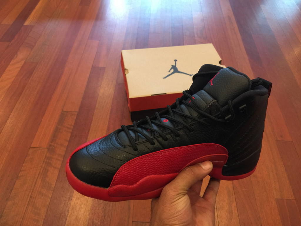 aj12纯原和真的对比,aj12冷门款