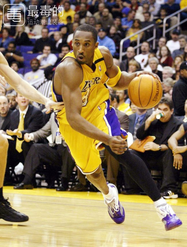 回顾科比上脚战靴,传奇落幕科比