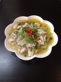 做酸菜鲈鱼教程视频,酸菜鲈鱼怎么做好吃又简单