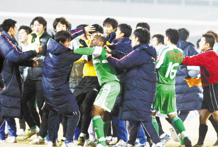 中国足坛将再掀打击丑恶现象风暴,足坛十大恶性事件