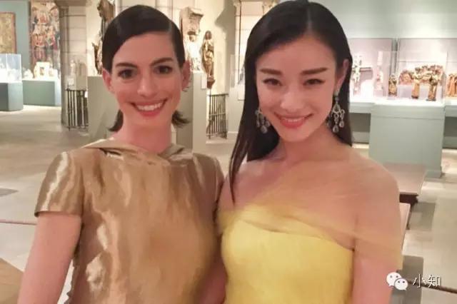 倪妮走戛纳红毯,倪妮踏上戛纳红毯俏皮丸子头上阵