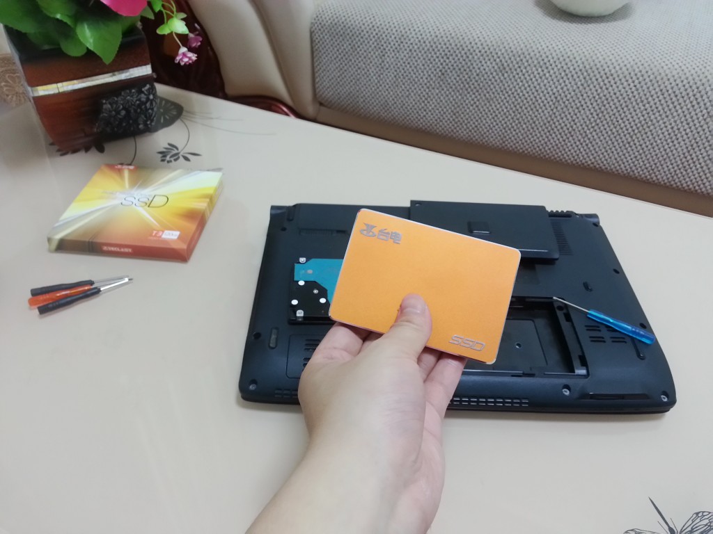 台电t3,台电320g固态硬盘跑分