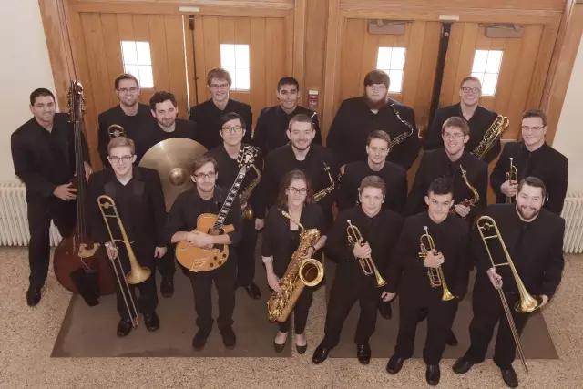 Jazz|来杯威士忌，双份冰。