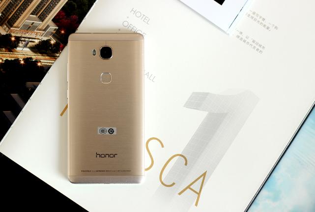 斩获1000元-1500元销冠荣耀畅玩5X评测