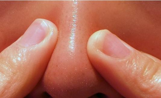 黑头鼻贴的正确贴法图,rnw黑头贴正确用法