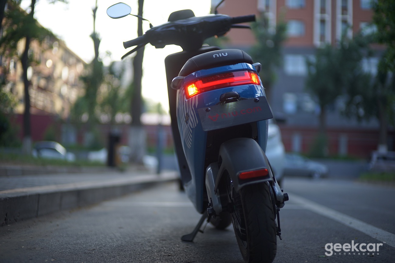 骑过200公里小牛M1后，我来告诉你它是一辆怎样的车