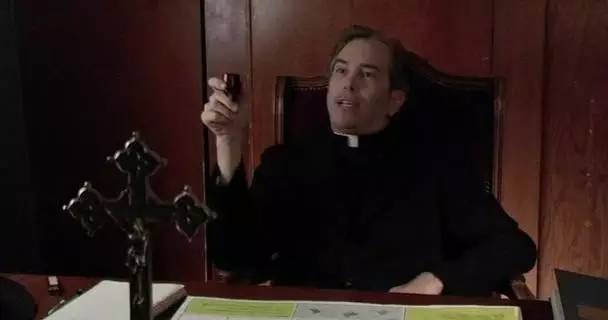 夭寿啊，章鱼上岸进化触手怪凌辱美少女啦！还好有dick警官~