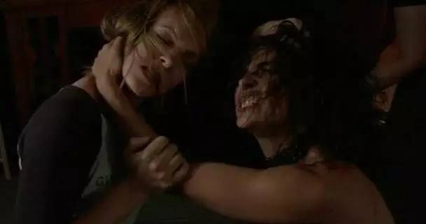 夭寿啊，章鱼上岸进化触手怪凌辱美少女啦！还好有dick警官~