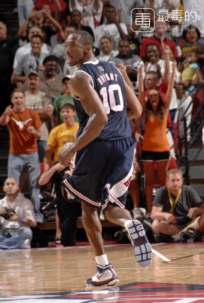 回顾科比上脚战靴,传奇落幕科比