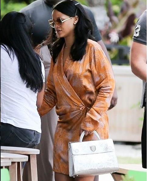 想省钱找朋友反而多花钱,想找一个省钱的东西