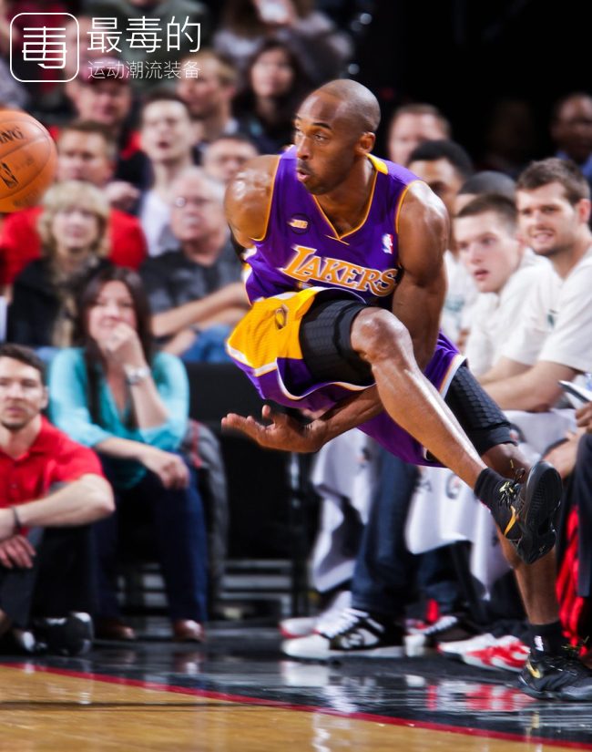 回顾科比上脚战靴,传奇落幕科比