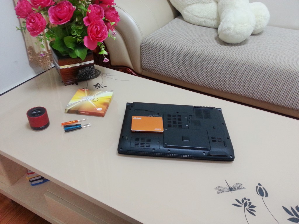 台电t3,台电320g固态硬盘跑分