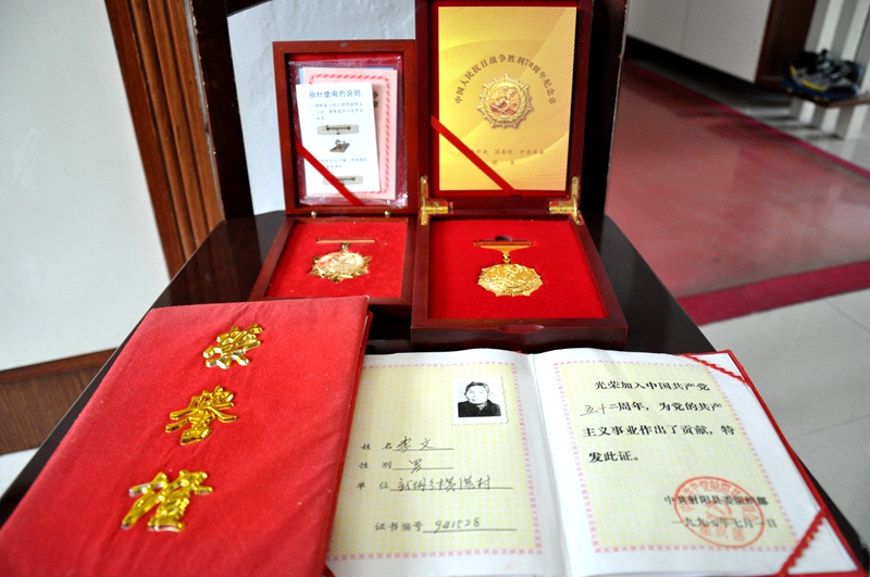 刘素芳：用心服侍“瘫公爹”创造生命奇迹