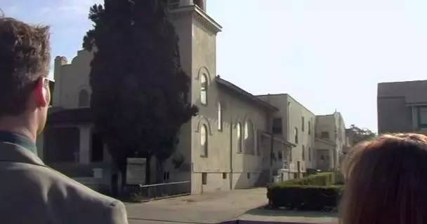 夭寿啊，章鱼上岸进化触手怪凌辱美少女啦！还好有dick警官~