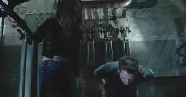 夭寿啊，章鱼上岸进化触手怪凌辱美少女啦！还好有dick警官~