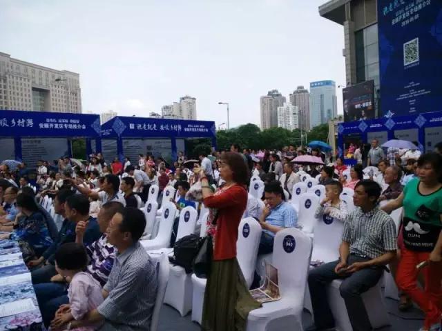 安顺除了龙宫黄果树还有哪里好玩,安顺哪里的瀑布最好玩