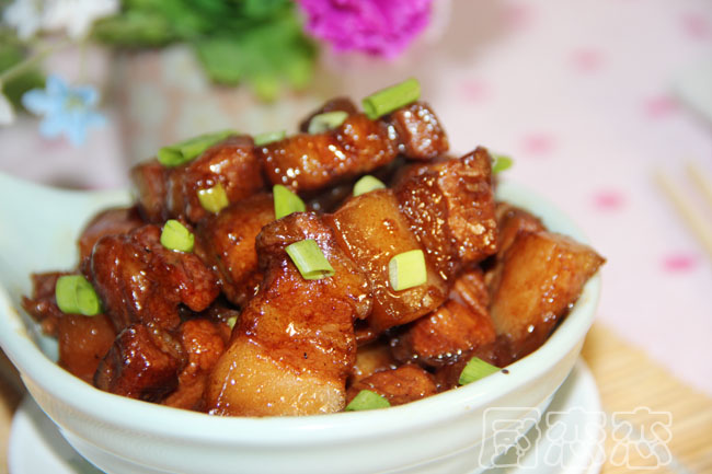 如何让红烧肉软糯不柴,红烧肉怎么烧才能软烂不柴窍门