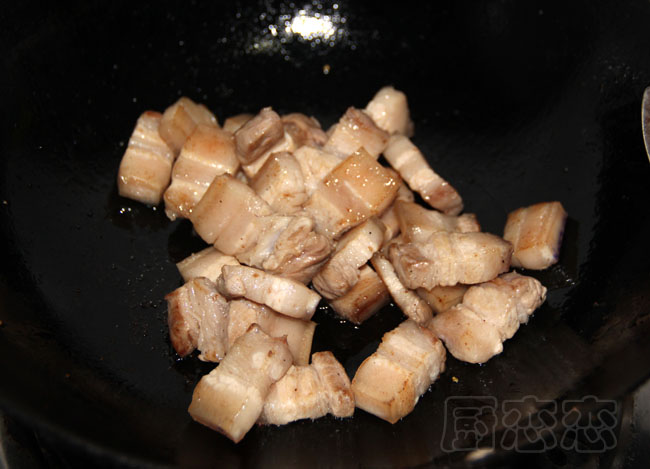 如何让红烧肉软糯不柴,红烧肉怎么烧才能软烂不柴窍门