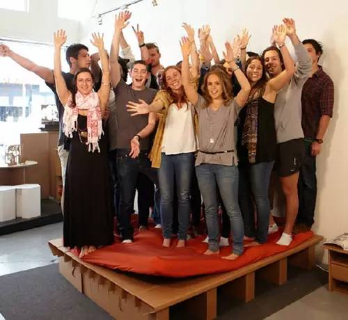 对甲醛说NO！瓦楞纸家具让你高枕无忧