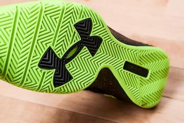 穆迪同款鞋子,穆迪粉色鞋子