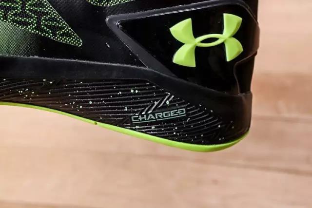 穆迪同款鞋子,穆迪粉色鞋子