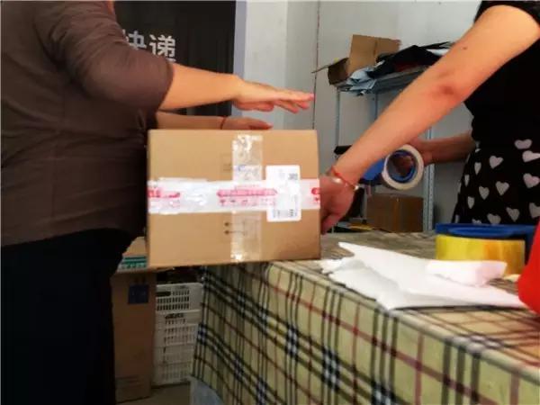 带着小猴子上山摘油桃，又一波福利先到先得