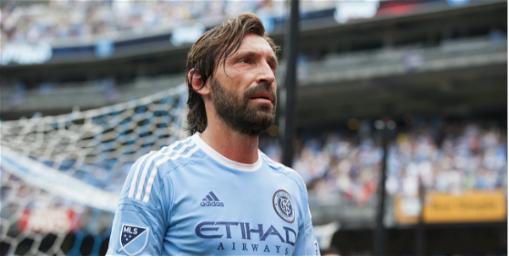 他是意大利节拍器，本可坐享富贵风流的豪门公子却偏偏钟情于足球