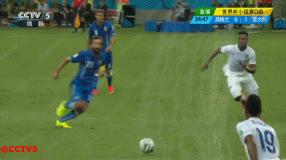 他是意大利节拍器，本可坐享富贵风流的豪门公子却偏偏钟情于足球