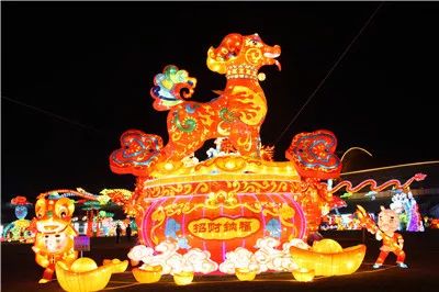 超级独家小编带你去灯会内场探秘,超级灯会都有啥表演活动