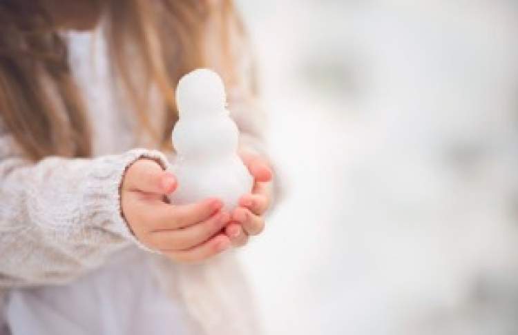 融雪剂有毒吗对人体有害吗,网传打雪仗融雪剂伤眼