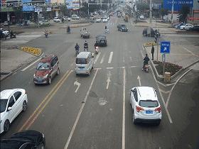 「曝光台」桂JGP212、桂JP6168、桂JC1383请关注！你们车前有行人！