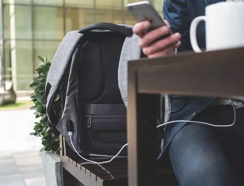 出门旅行怎么装行李箱,出门旅行怎样可以装多一点衣服