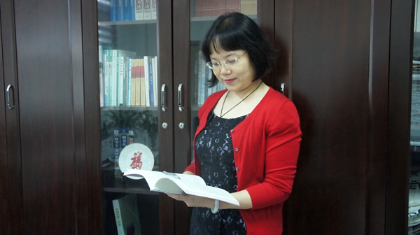 华山路小学周芸,周芸华山路小学校长