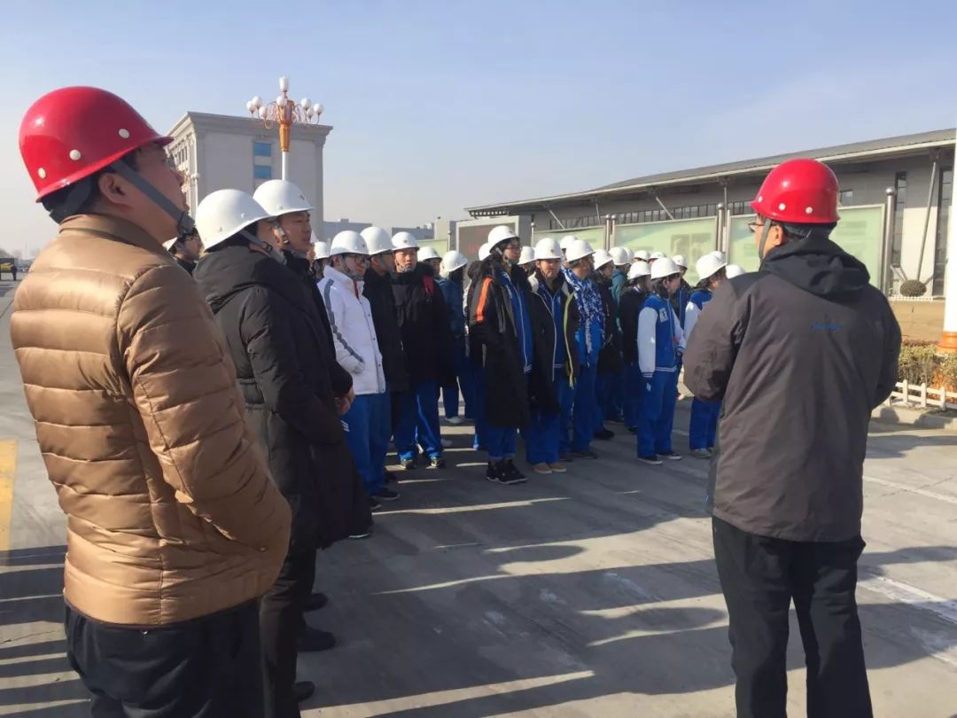 “聚学至行”之走进首航节能：愿这个世界天蓝、地绿、水清、人和