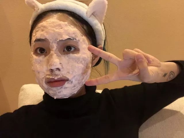 使用报告｜工作日的夜晚，敷一片面膜再休息吧