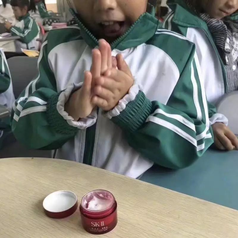 要面霜退出90后护肤舞台？现在00后都不敢不用面霜！