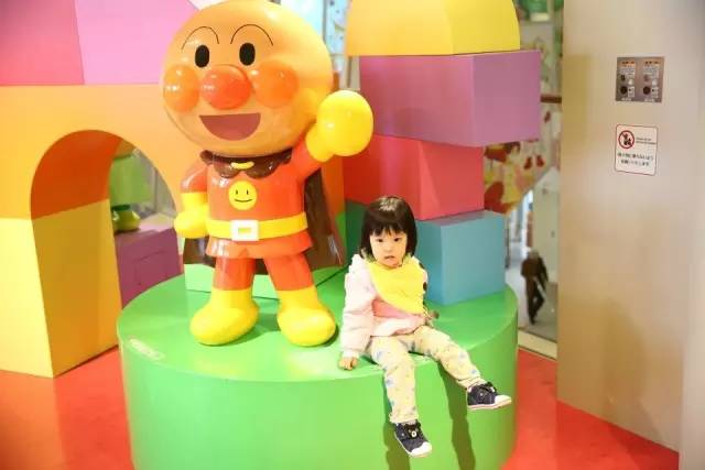 一个中国妈妈带着孩子去了美国,带孩子去日本攻略