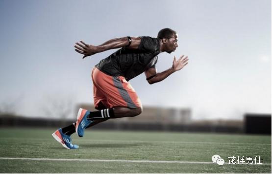 潮流就是在穿搭中感受自我,潮流运动的衣服穿搭