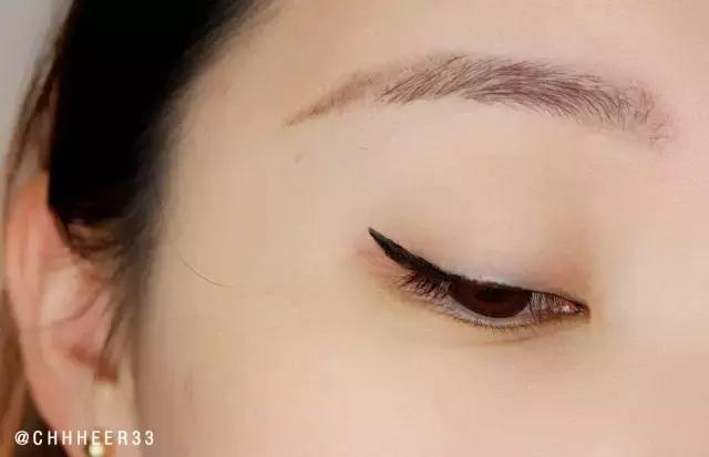 一支眼线笔如何搞定不明显眼妆,只有一支眼线笔怎么画