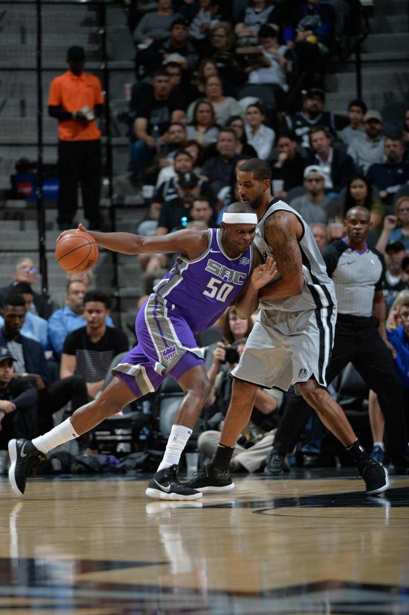 费城小将演绎“大师之路”！一米七五穿“金”首迎连胜！